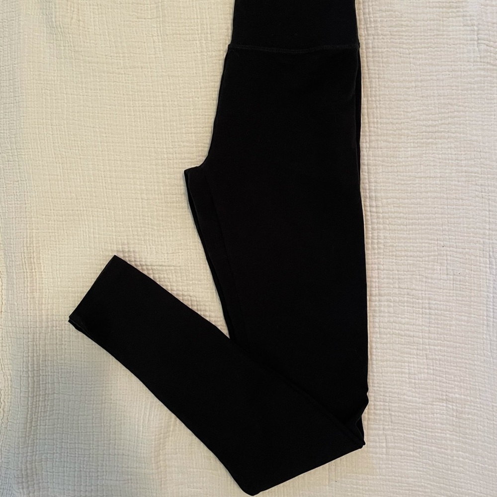 Classic black leggings
